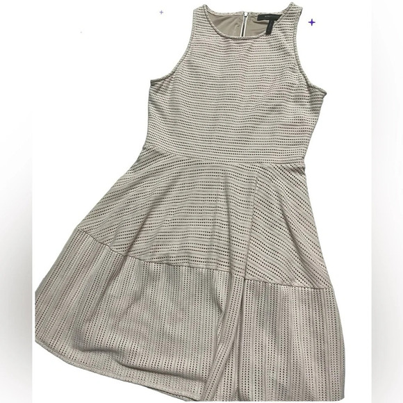 BCBGMAXAZRIA Cassandra Lace Fit & Flare Dress in dusty rose, size Medium - Picture 1 of 6